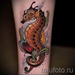 Тату морской конек - фото пример готовой тату для статьи про значение 12