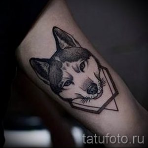 Тату хаски - фото пример готовой тату для статьи про значение 5