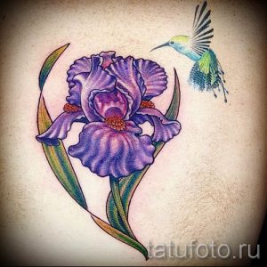 Фото пример тату ирис для статьи про значение татуировки с ирисом 9