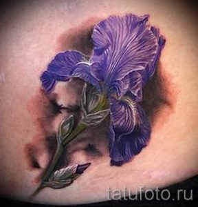 Фото пример тату ирис для статьи про значение татуировки с ирисом 18