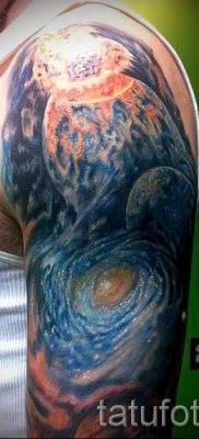 Фото пример тату планеты для статьи про значение татуировки планета — tatufoto.ru — 17