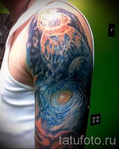 Фото пример тату планеты для статьи про значение татуировки планета - tatufoto.ru - 17