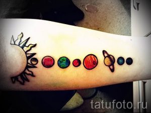 Фото пример тату планеты для статьи про значение татуировки планета - tatufoto.ru - 19
