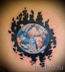 Фото пример тату планеты для статьи про значение татуировки планета - tatufoto.ru - 32
