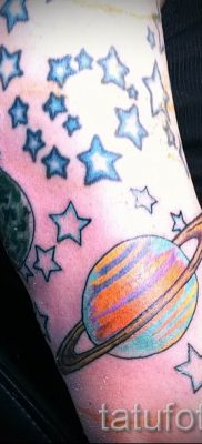 Фото пример тату планеты для статьи про значение татуировки планета — tatufoto.ru — 35