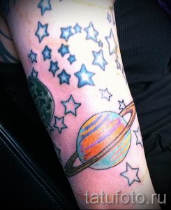 Фото пример тату планеты для статьи про значение татуировки планета - tatufoto.ru - 35
