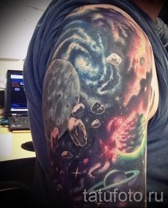 Фото пример тату планеты для статьи про значение татуировки планета - tatufoto.ru - 42