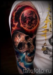 Фото пример тату планеты для статьи про значение татуировки планета - tatufoto.ru - 45