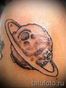 Фото пример тату планеты для статьи про значение татуировки планета - tatufoto.ru - 48