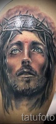 Фото тату Иисуса Христа для статьи про значение татуировки Иисус — tatufoto.ru — 1