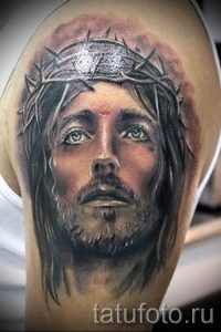 Фото тату Иисуса Христа для статьи про значение татуировки Иисус - tatufoto.ru - 1