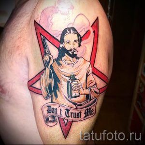 Фото тату Иисуса Христа для статьи про значение татуировки Иисус - tatufoto.ru - 37