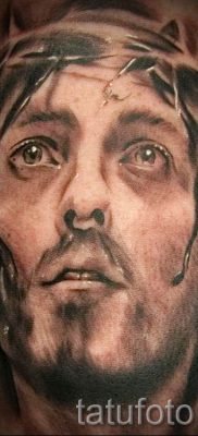 Фото тату Иисуса Христа для статьи про значение татуировки Иисус — tatufoto.ru — 50