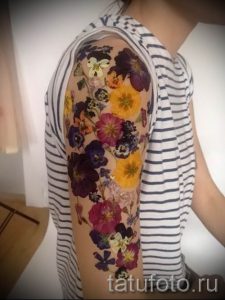 Фото тату анютины глазки для статьи про значение татуировки - tatufoto.ru - 32