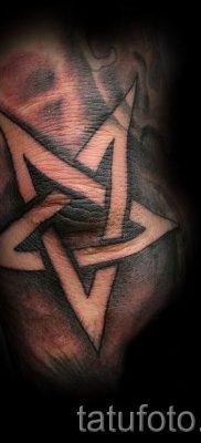 Фото тату звезды на локтях для статьи про значение рисунка татуировки — tatufoto.ru — 3