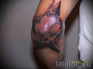 Фото тату звезды на локтях для статьи про значение рисунка татуировки - tatufoto.ru - 10