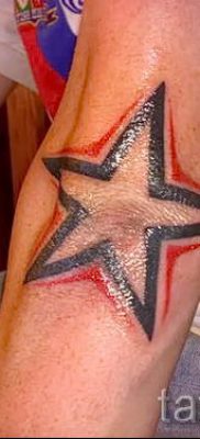Фото тату звезды на локтях для статьи про значение рисунка татуировки — tatufoto.ru — 18