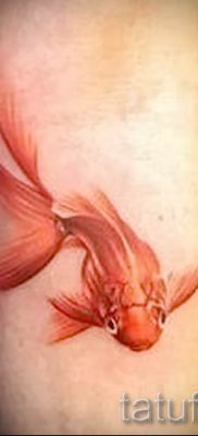 Фото тату золотая рыбка для статьи про значение рисунка татуировки — tatufoto.ru — 6