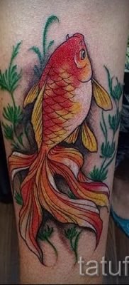 Фото тату золотая рыбка для статьи про значение рисунка татуировки — tatufoto.ru — 16