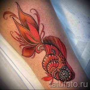 Фото тату золотая рыбка для статьи про значение рисунка татуировки - tatufoto.ru - 19
