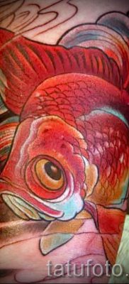 Фото тату золотая рыбка для статьи про значение рисунка татуировки — tatufoto.ru — 25