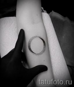Фото тату круг для статьи про значение татуировки с кругом - tatufoto.ru - 2