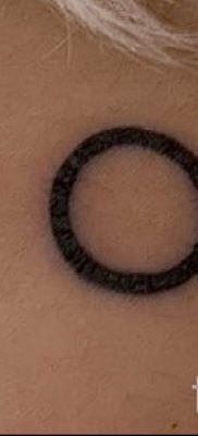 Фото тату круг для статьи про значение татуировки с кругом — tatufoto.ru — 12
