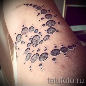 Фото тату круг для статьи про значение татуировки с кругом - tatufoto.ru - 28