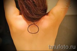Фото тату круг для статьи про значение татуировки с кругом - tatufoto.ru - 37