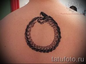 Фото тату круг для статьи про значение татуировки с кругом - tatufoto.ru - 44