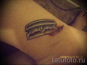 Фото тату лезвие - примеры для статьи про значение лезвия в тату - tatufoto.ru - 13