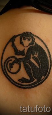 Фото тату обезьяна как пример для статьи про значение татуировки — tatufoto.ru — 41