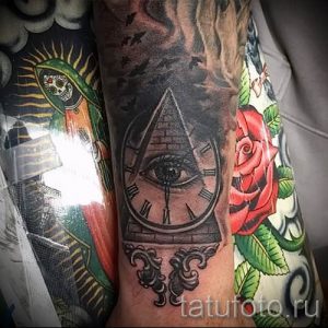Фото тату пирамида для статьи про значение татуировки с пирамидой - tatufoto.ru - 10