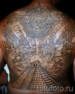 Фото тату пирамида для статьи про значение татуировки с пирамидой - tatufoto.ru - 18