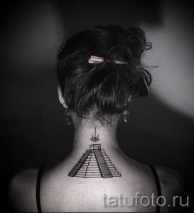 Фото тату пирамида для статьи про значение татуировки с пирамидой - tatufoto.ru - 19