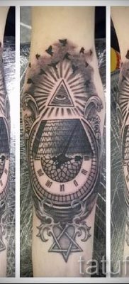 Фото тату пирамида для статьи про значение татуировки с пирамидой — tatufoto.ru — 33