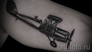 Фото тату самолет для статьи про значение татуировки с самолет - tatufoto.ru - 15