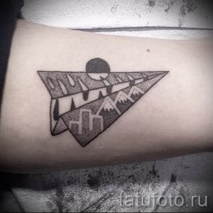 Фото тату самолет для статьи про значение татуировки с самолет - tatufoto.ru - 36
