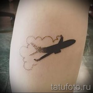 Фото тату самолет для статьи про значение татуировки с самолет - tatufoto.ru - 37