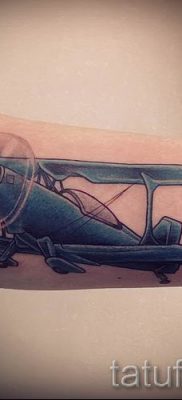 Фото тату самолет для статьи про значение татуировки с самолет — tatufoto.ru — 53