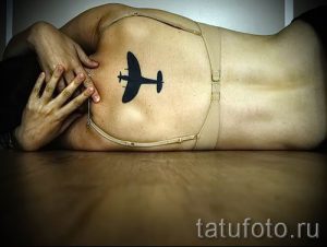 Фото тату самолет для статьи про значение татуировки с самолет - tatufoto.ru - 54