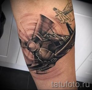 Фото тату самолет для статьи про значение татуировки с самолет - tatufoto.ru - 62
