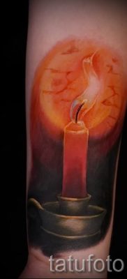 Фото тату свеча для статьи про значение татуировки со свечей — tatufoto.ru — 25