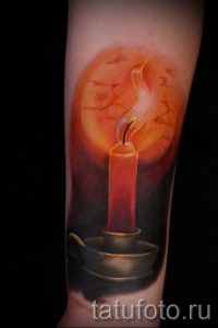 Фото тату свеча для статьи про значение татуировки со свечей - tatufoto.ru - 25