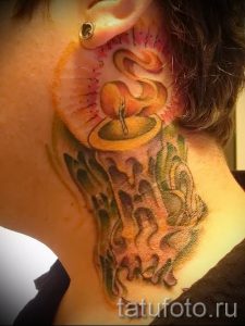 Фото тату свеча для статьи про значение татуировки со свечей - tatufoto.ru - 43
