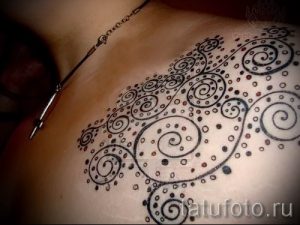 Фото тату спираль для статьи про значение татуировки с этим рисунком - tatufoto.ru - 17