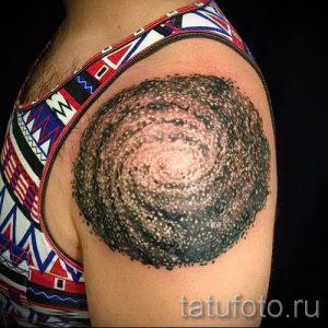 Фото тату спираль для статьи про значение татуировки с этим рисунком - tatufoto.ru - 23