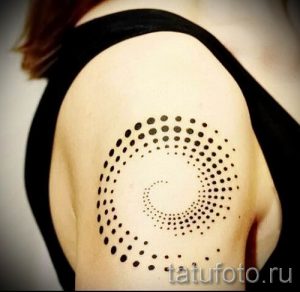 Фото тату спираль для статьи про значение татуировки с этим рисунком - tatufoto.ru - 24