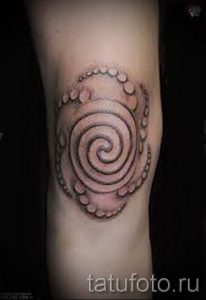 Фото тату спираль для статьи про значение татуировки с этим рисунком - tatufoto.ru - 38