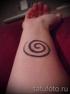 Фото тату спираль для статьи про значение татуировки с этим рисунком - tatufoto.ru - 49